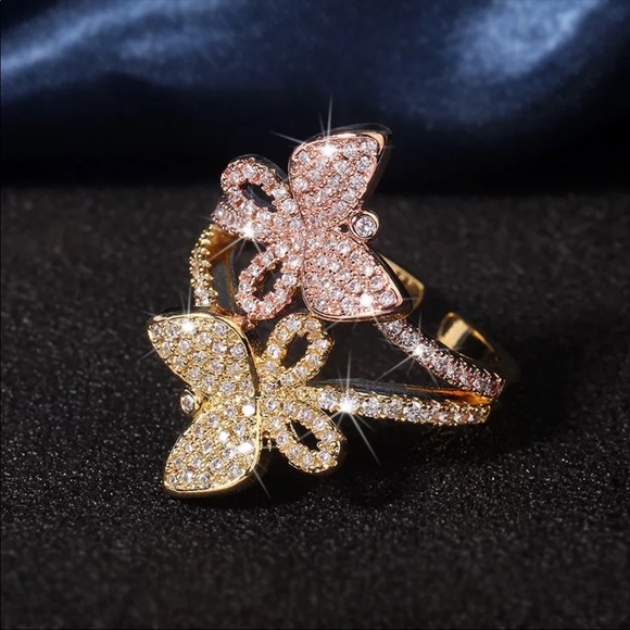 ๐HP๐Ring ๐ Rose Gold Two-Toned Butterfly - Picture 3 of 8